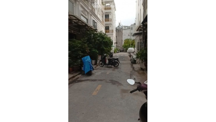 Xe hơi tránh nhau thoái mái, thang máy 450kgs - Đẹp mê - 56m² Chốt gọn 9,98 tỷ - Vào ở ngay